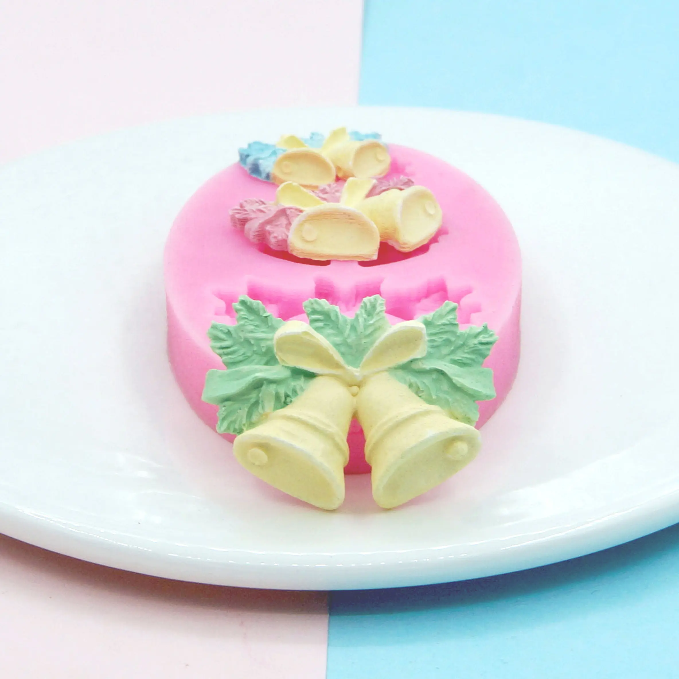 

Bell Resin Molds Fondant Silicone Molds Christmas Cake Decorating Tools Soap Chocolate Mold Kitchen Baking Tools