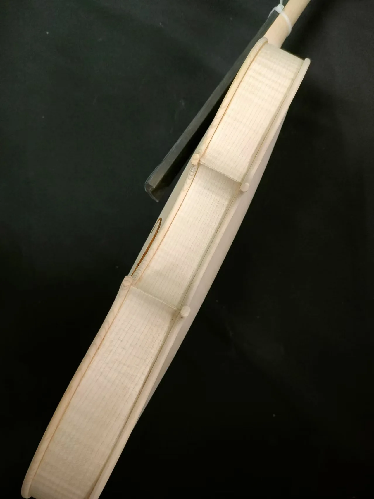 1 шт. белая скрипка 4/4 с цельной кленовой спинкой верхняя часть из европейской