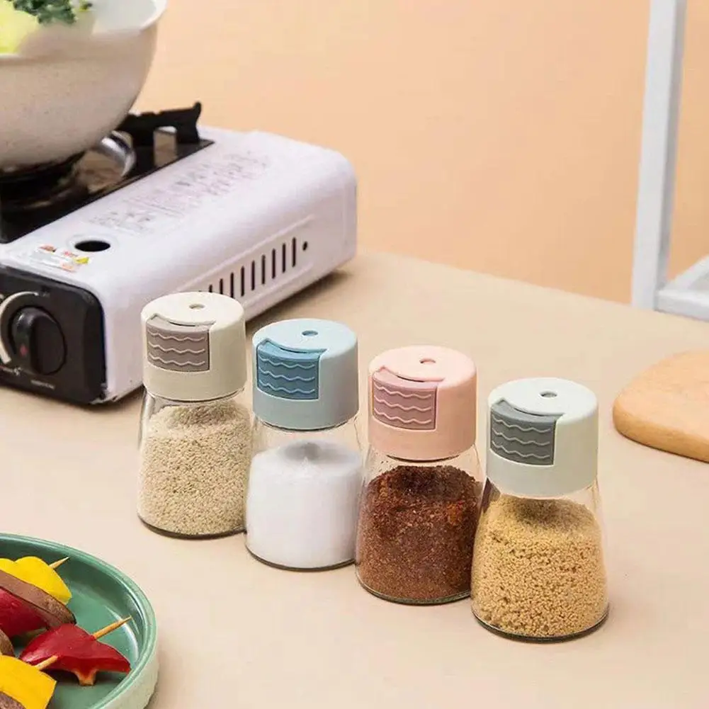 

0.5g Metering Salt Shaker Push Type Salt Dispenser Salt Tank Sugar Bottle Spice Pepper Salt Shaker SpiceJar Can Seasoning Bottle