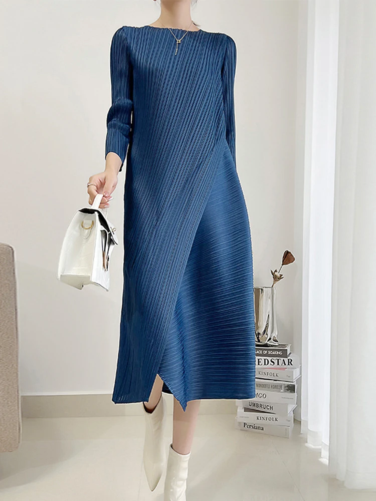 

Miyake Pleated Solid Color Dress Women Round Neck Loose Causal Dresses Office Lady Female Korean Fashion 2022 Autumn
