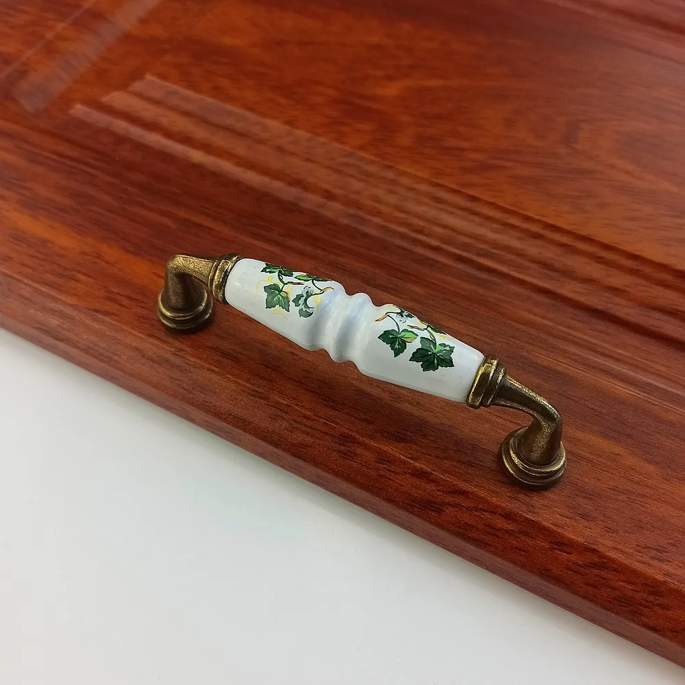 

Керамическая ручка GUJINDA с зелеными листьями для мебели