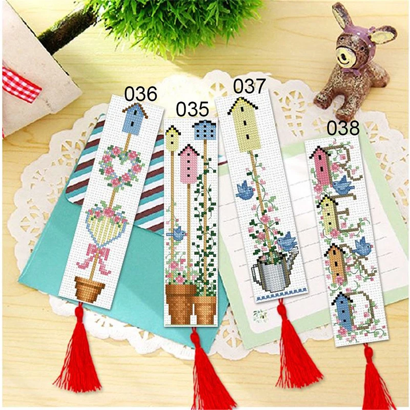 

BK035-38DIY Craft Cross Stitch Bookmark Christmas Plastic Fabric Needlework Embroidery Crafts Counted New Gifts Kit Holiday