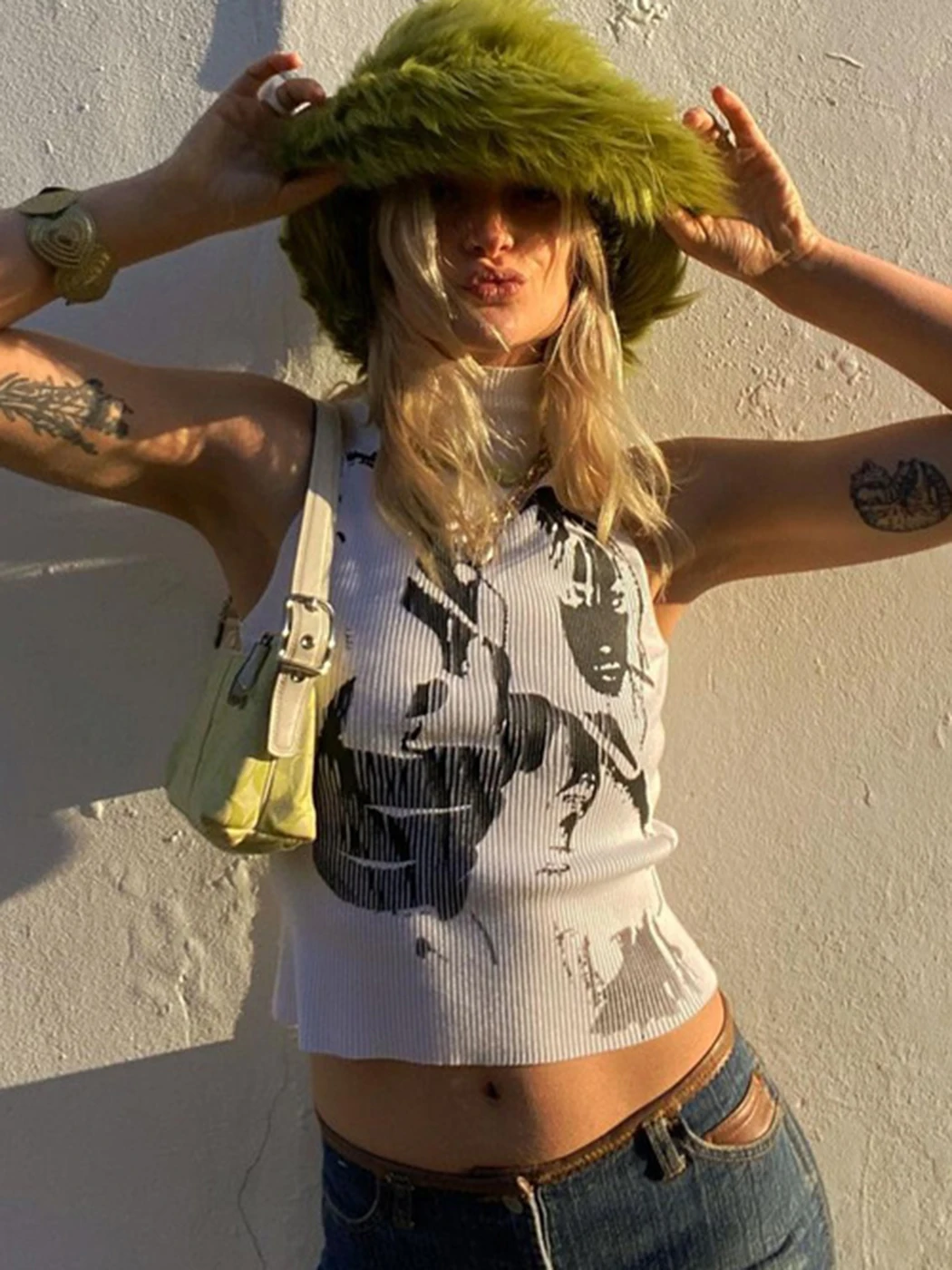 

2022 Sexy Ribbed Crop Top Women Chic Print Sleeveless High Collar Vest Spring Summer Streetwear Casual Bottom Layer Tank Tops