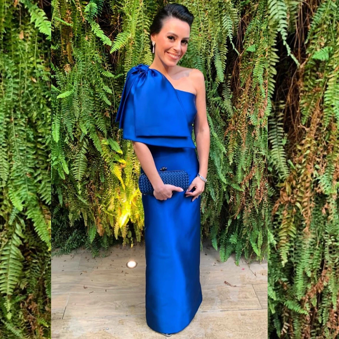 

Платье женское длинное на одно плечо с бантом и юбкой-годе