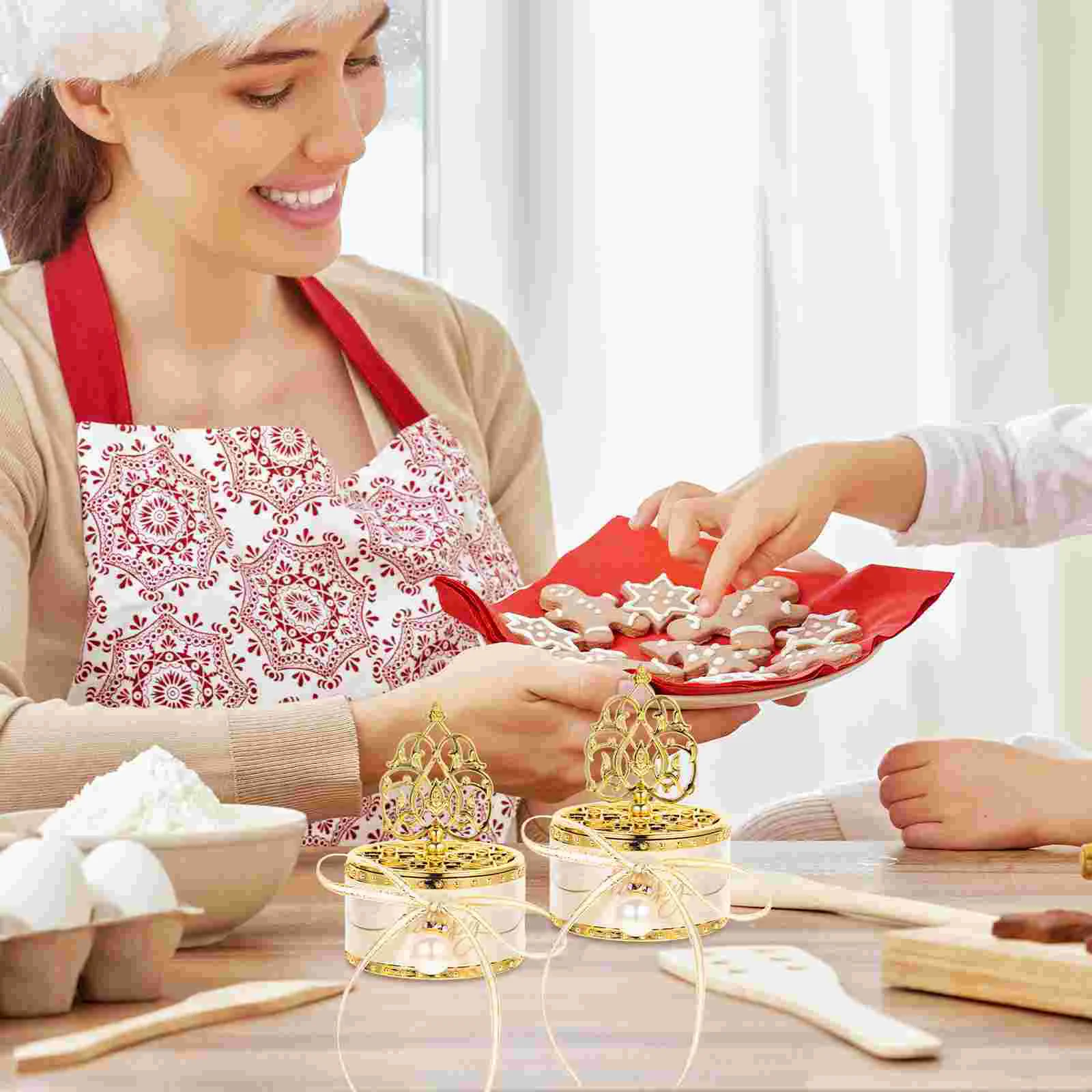 

Candy Storage Box Wedding Candy Wrapping Box European Style Candy Holder Hollow Bow Decorative Candy Box Jewelry Box