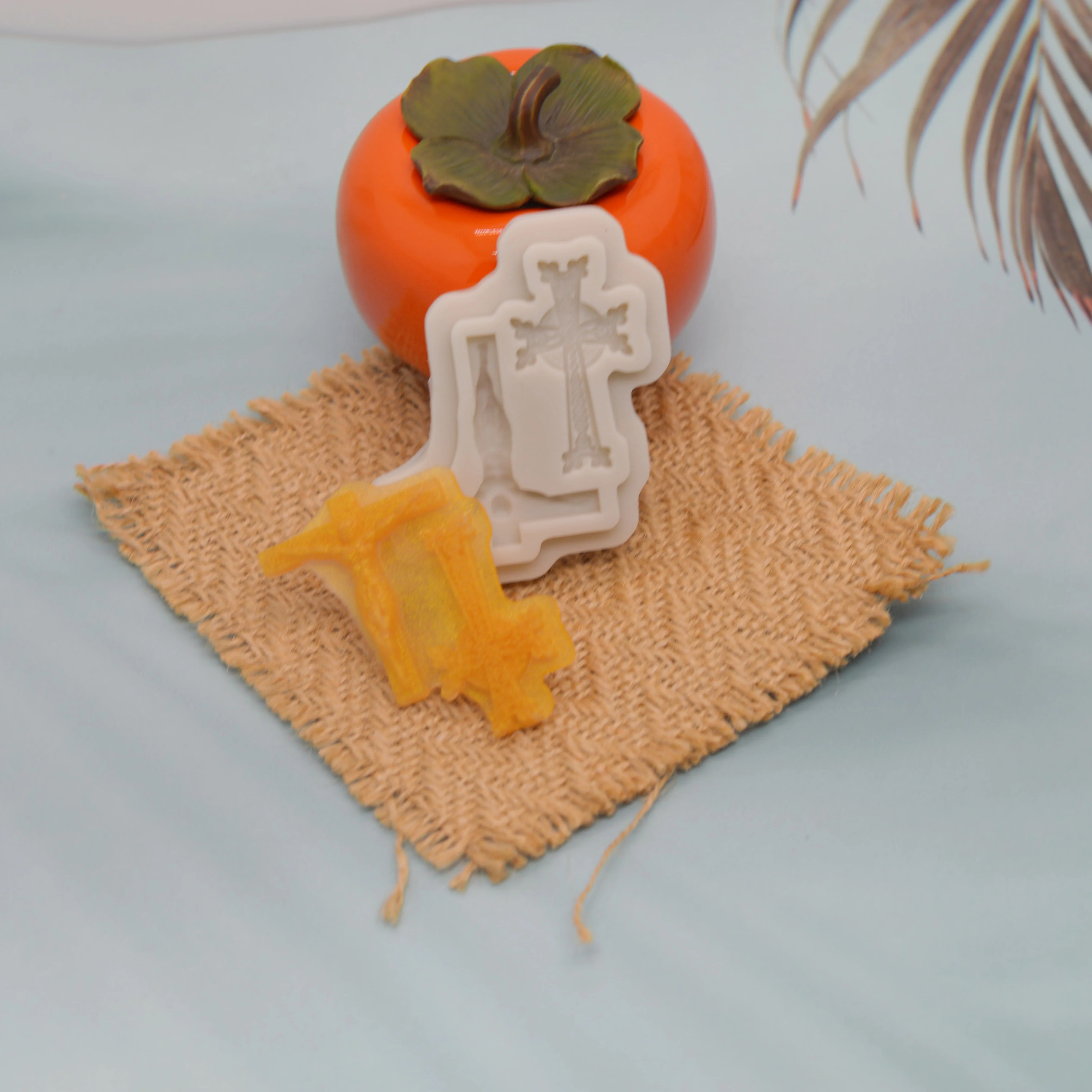 

3D2 even the flower-shaped cross cake mold DIY silicone fondant baking tools hand drop glue ornaments decoration