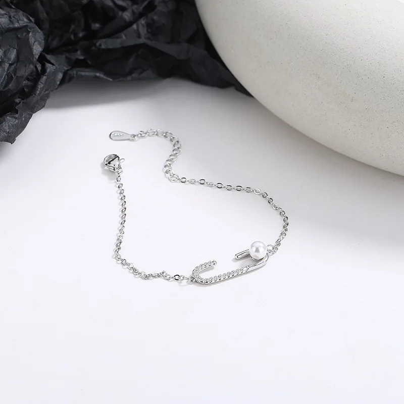

Fashion Jewelry Popular Design Metal Bracelet Hot Selling Delicate Geometric Bracelet Personality Simply Charm Bracelet