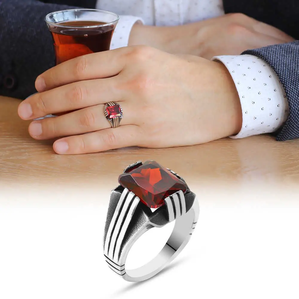 

Red Zircon Cubic Zirconia Elegant Design 925 Sterling Silver Men 'S Ring