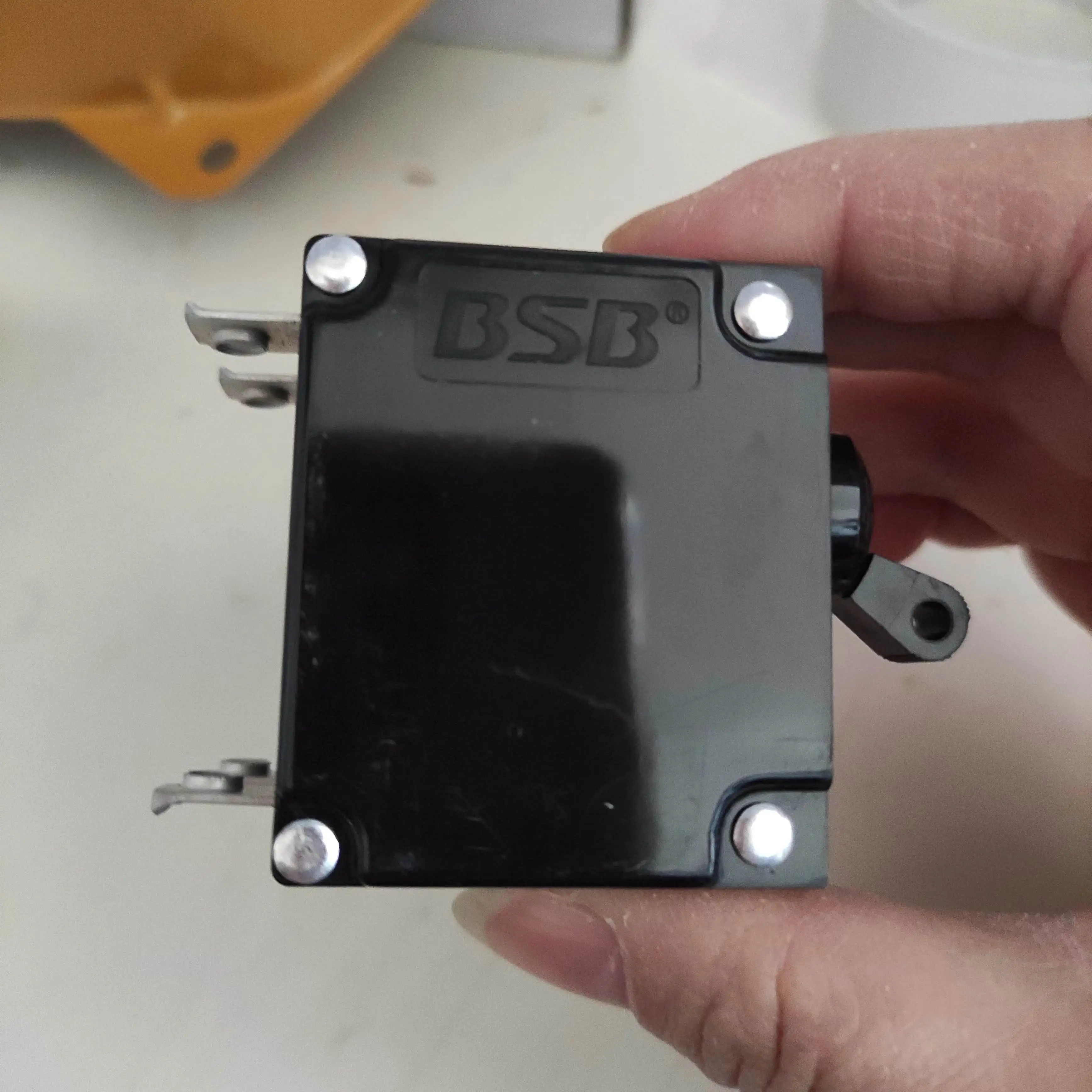 B2T5-10.0/250-2600 в 10A автоматический выключатель BSB 2P запчасти для генератора