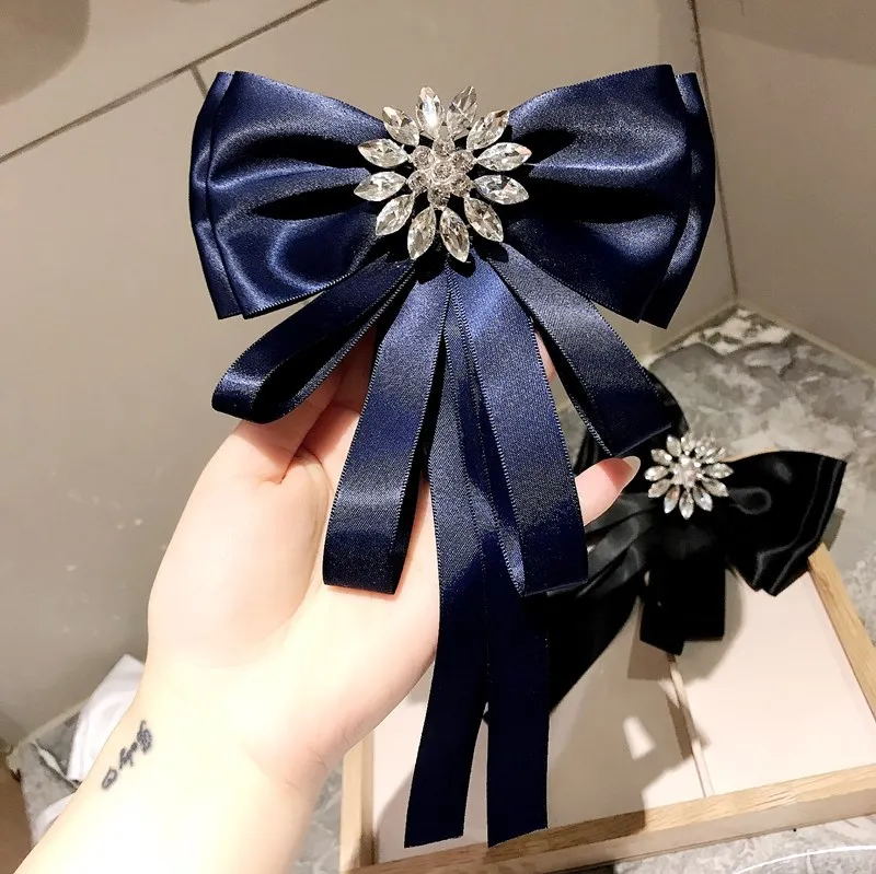 Korean New Big Bow Tie Crystal Fabric Collars Flower Long Ribbon Pins Fashion Women's Jewelry Gift Brooch for Women Accessories