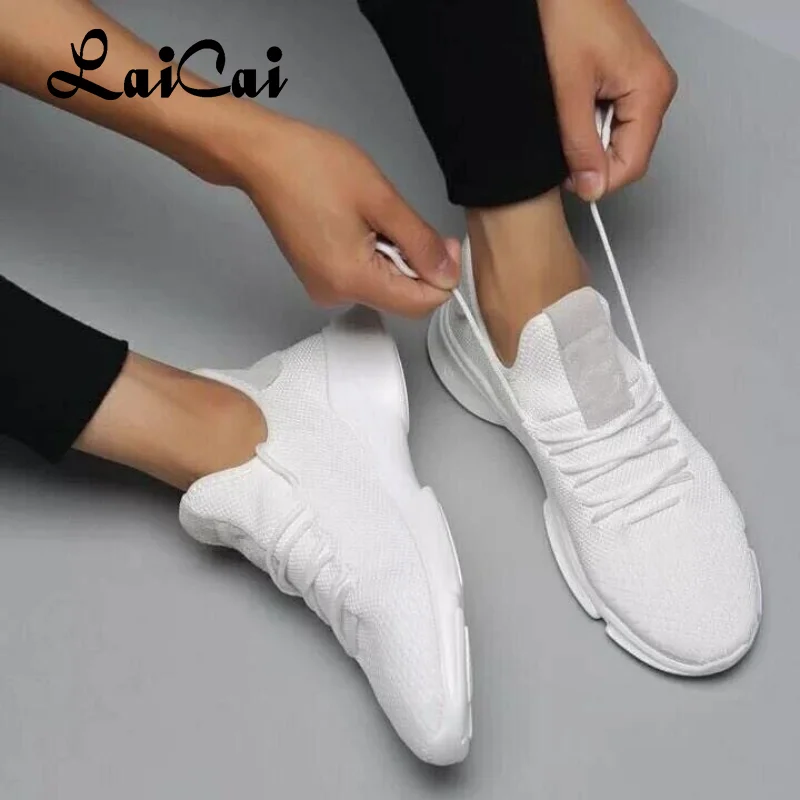 

Весенняя мужская обувь, дышащие повседневные трендовые спортивные кроссовки в Корейском стиле, холщовые кроссовки для студентов и скейтбо...