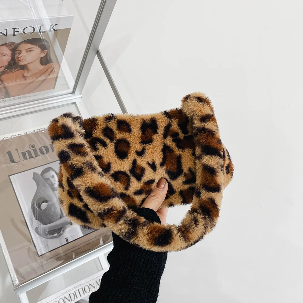 Fashion Women Cow Print Mini Shoulder Bags Female Winter Plush Underarm Bags Leopard Zebra Pattern Fluffy Tote Bags Small Purses
