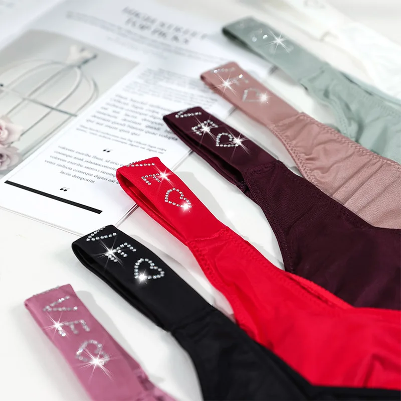 Стразы блестящие стринги атласные женские трусики тонкое Спортивное