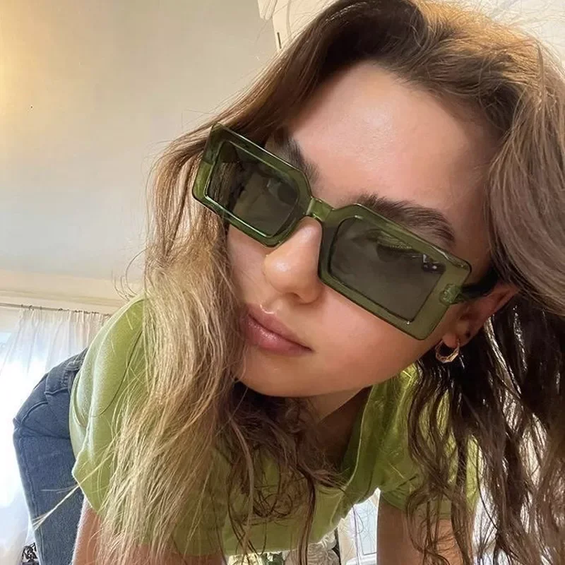 

Small Shades Women Sunglasses Black Fashion Square Glasses Vintage Retro Glasses Female Unisex Oculos Feminino trending products