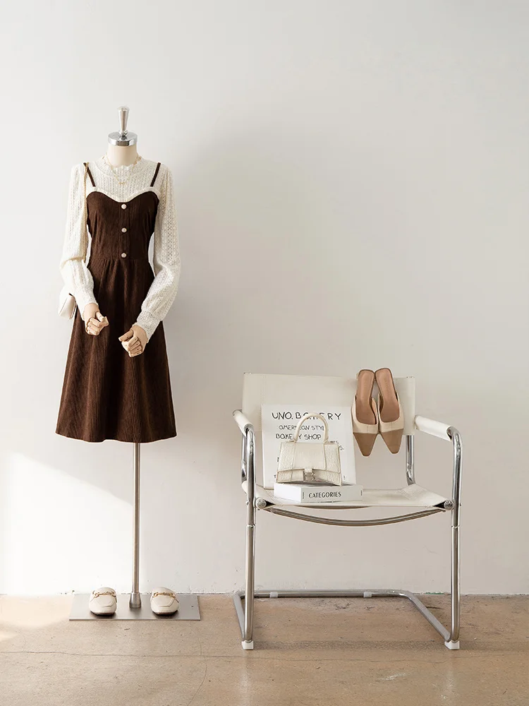 Вельветовое цельное платье из двух частей с длинными рукавами. Женская одежда.