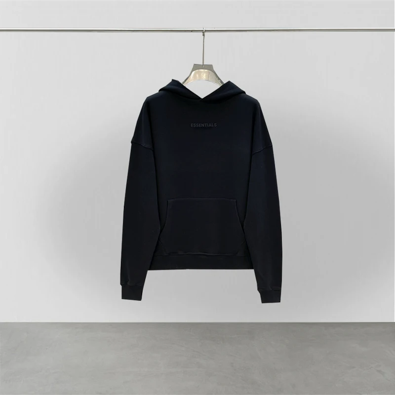 Рисунок 5 - Модный классический базовый свитшот с капюшоном