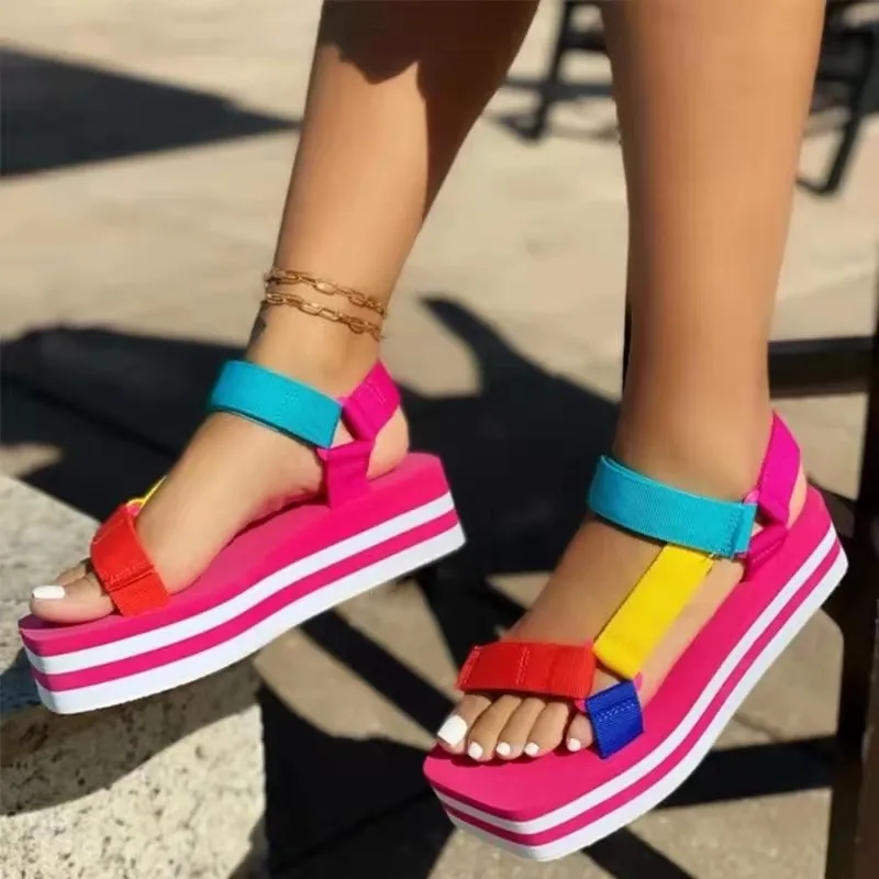 

Mixed Colors Canvas Flat Thick Bottom Shoes Hook & Loop Platform Summer Comfortable Woman Beach Shoes Fashion Sandals