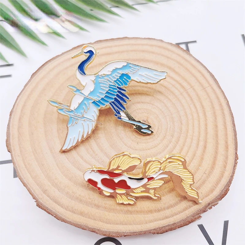 

Creative Cartoon Animals Enamel Pins Birds Cranes Fish Koi Alloy Brooches Badges Clothes Accessories Exquisite Women Jewelry