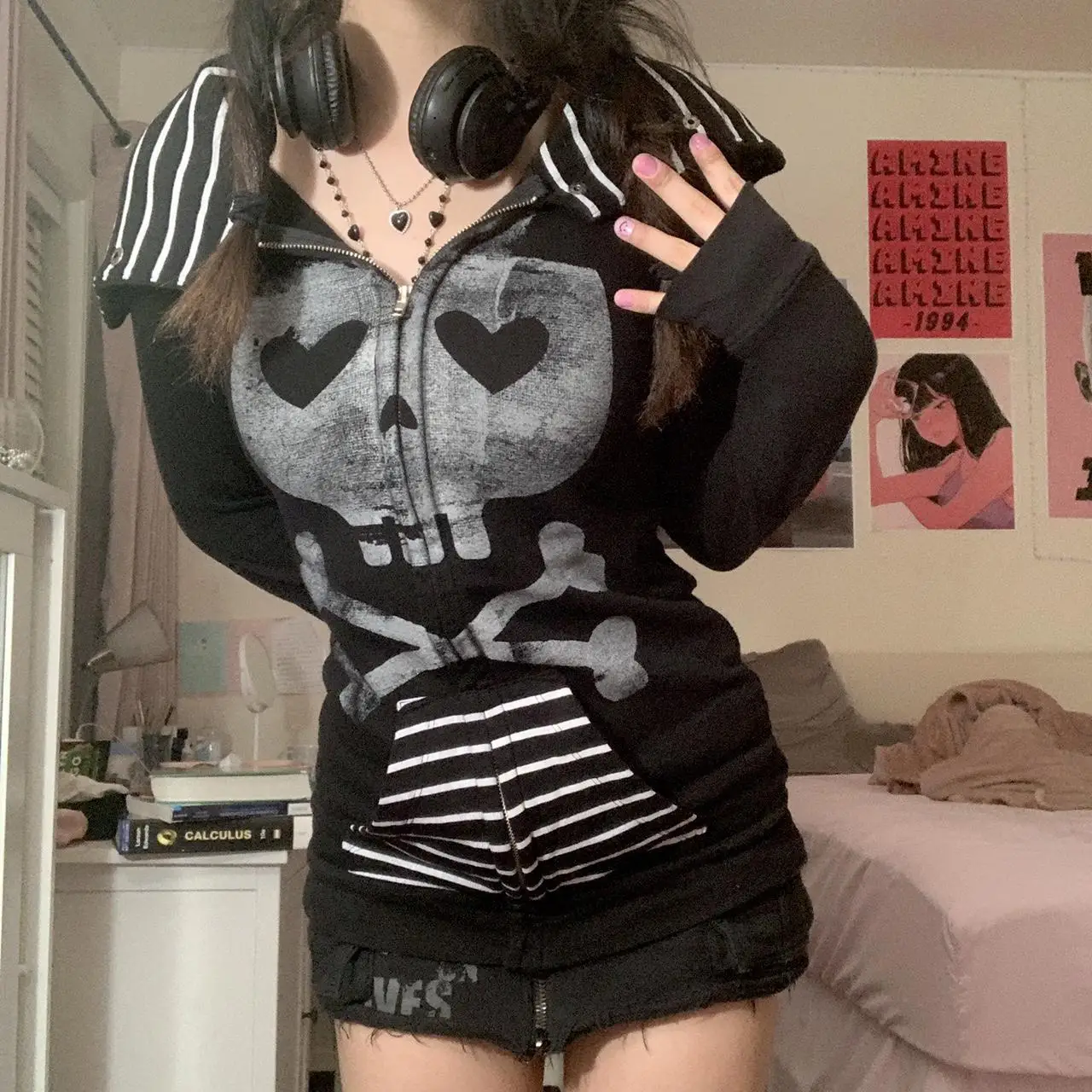 

Thorn Tree Retro Graphic Skull Print Hooded Coats Harajuku Zipper Up Front Pocket Autumn Outerwear Slim Casual 90s Sweat Jackets