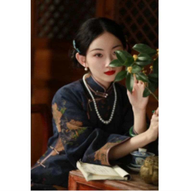 

YiChengFengXu 2022 Chinese Traditional Elegant Floral Print Big Sleeved Cheongsam Women's Retro Slim Long Sleeved Qipao Dress