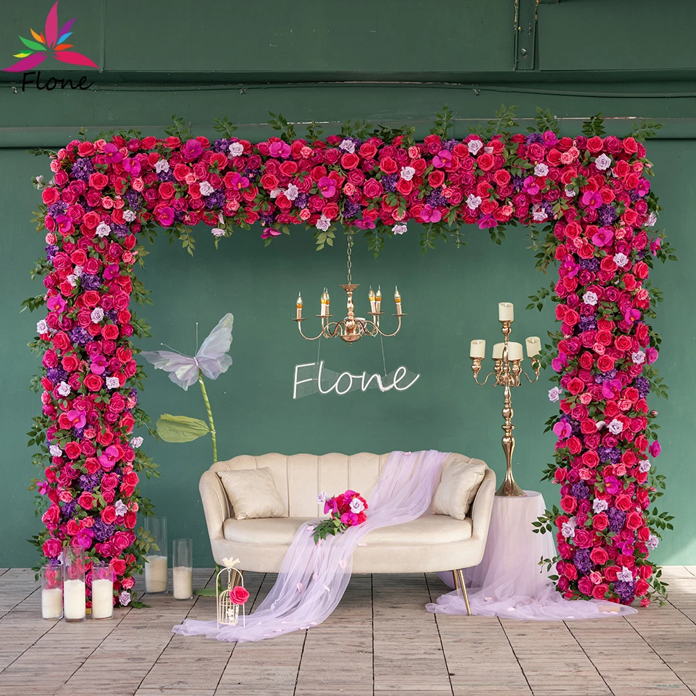 Композиция из искусственных цветов украшение для свадебного мероприятия