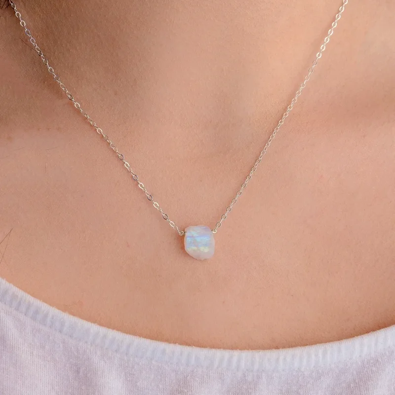

Raw Rainbow Moonstone Pendant Necklace for Women Natural Stone Choker Charm Chain Fashion Jewelry Accessories 2022 Trend