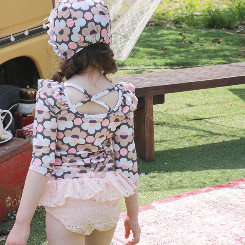 

Новые летние детские комплекты солнцезащитный детский купальник с длинными рукавами раздельный милый купальник принцессы с цветами экскл...