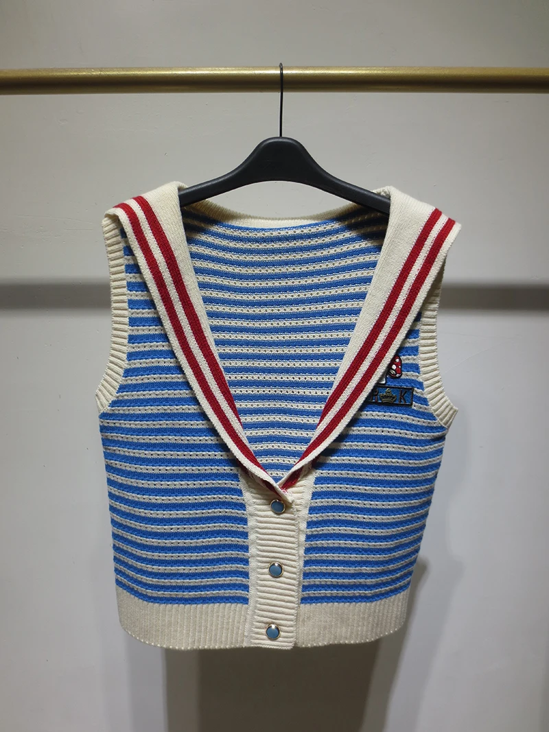 2022 Autumn New Shawl Navy Collar Color Contrast Stripe Knitted Vest Women Wear Canvas Cardigan Sweater