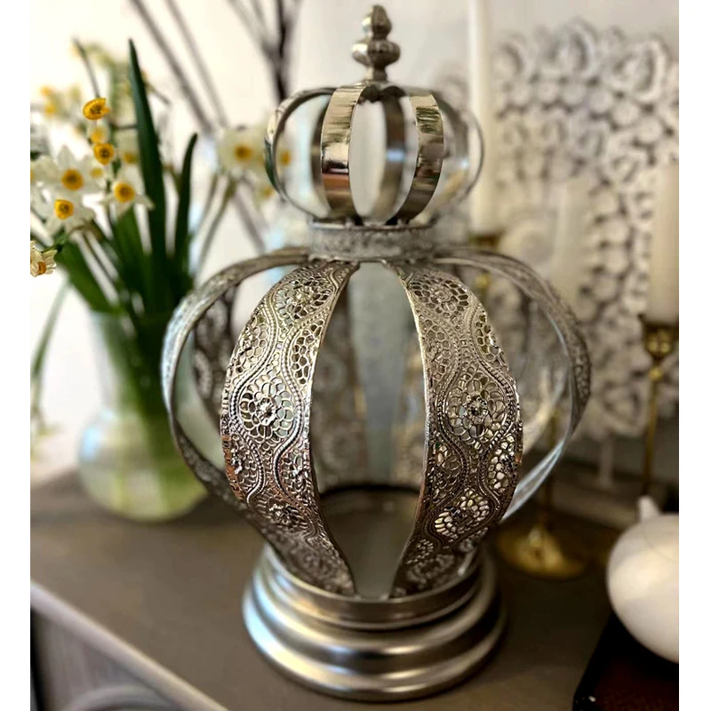 

Moroccan Style Iron Art Silver Crown Candlestick Tabletop Ornaments