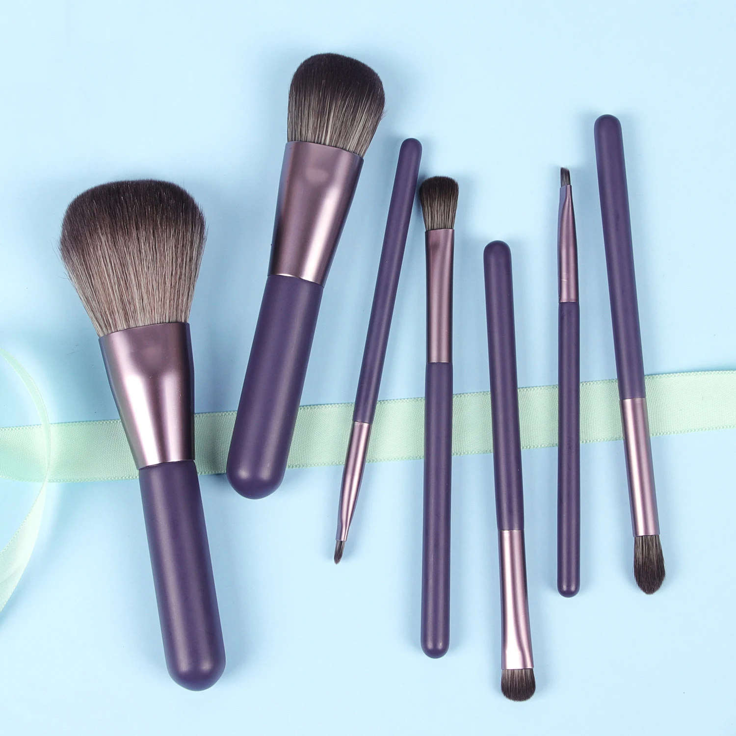 

7Pcs/Set Women Facial Makeup Brushes Set Face Cosmetic Beauty Eye Shadow Lip Foundation Blush Brush Make Up Brush Tool