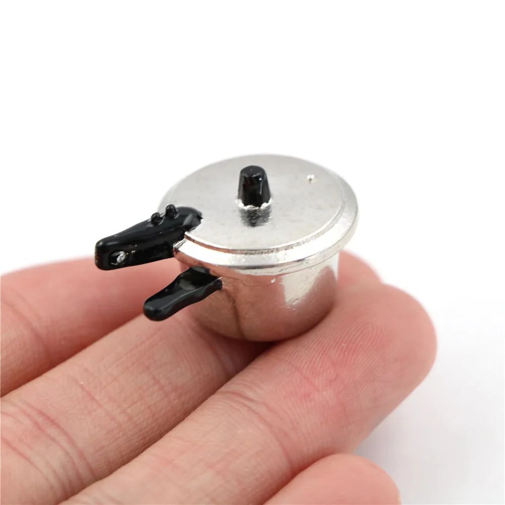 

Pressure Cooker Autoclave Toy Kitchen Cooking Utensil 1:12 Cute Dollhouse Miniature