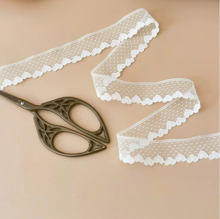 Винтажная кружевная ткань полиэстер цвет слоновой кости 5 метров ширина 2 см для