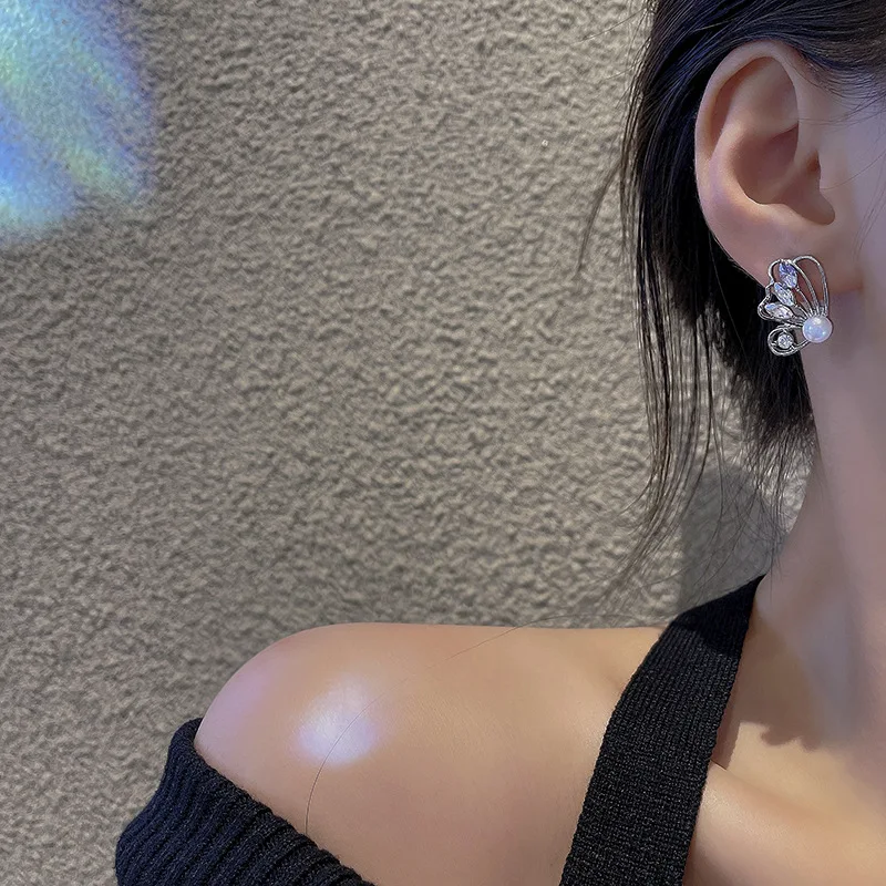 Personalized sweet Sen series butterfly earrings Fashion long tassel earrings Suitable for ladies Fashion party jewelry earrings