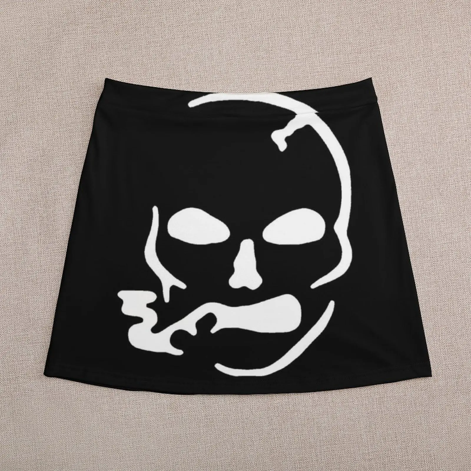 Это настоящий художественный логотип слегка стоящая мини-юбка с номером 99