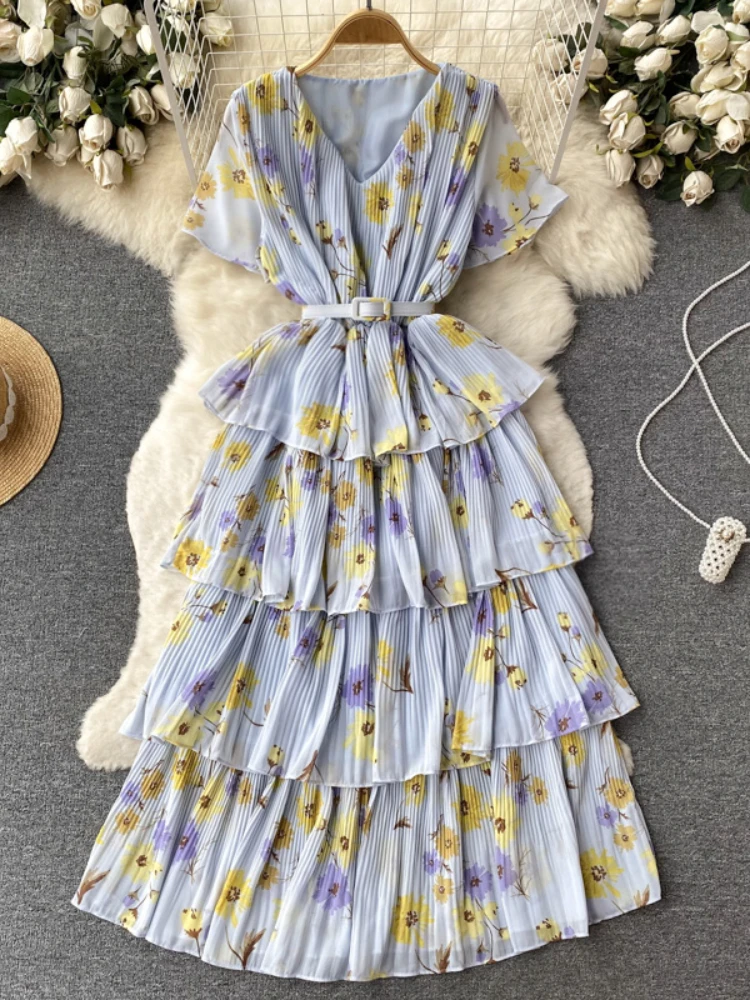 Summer Vintage Long Floral Dress for Women Design V-neck With Belt Robe Streetwear Tierred Pleated Puffy Cake Fairy Dress Hot