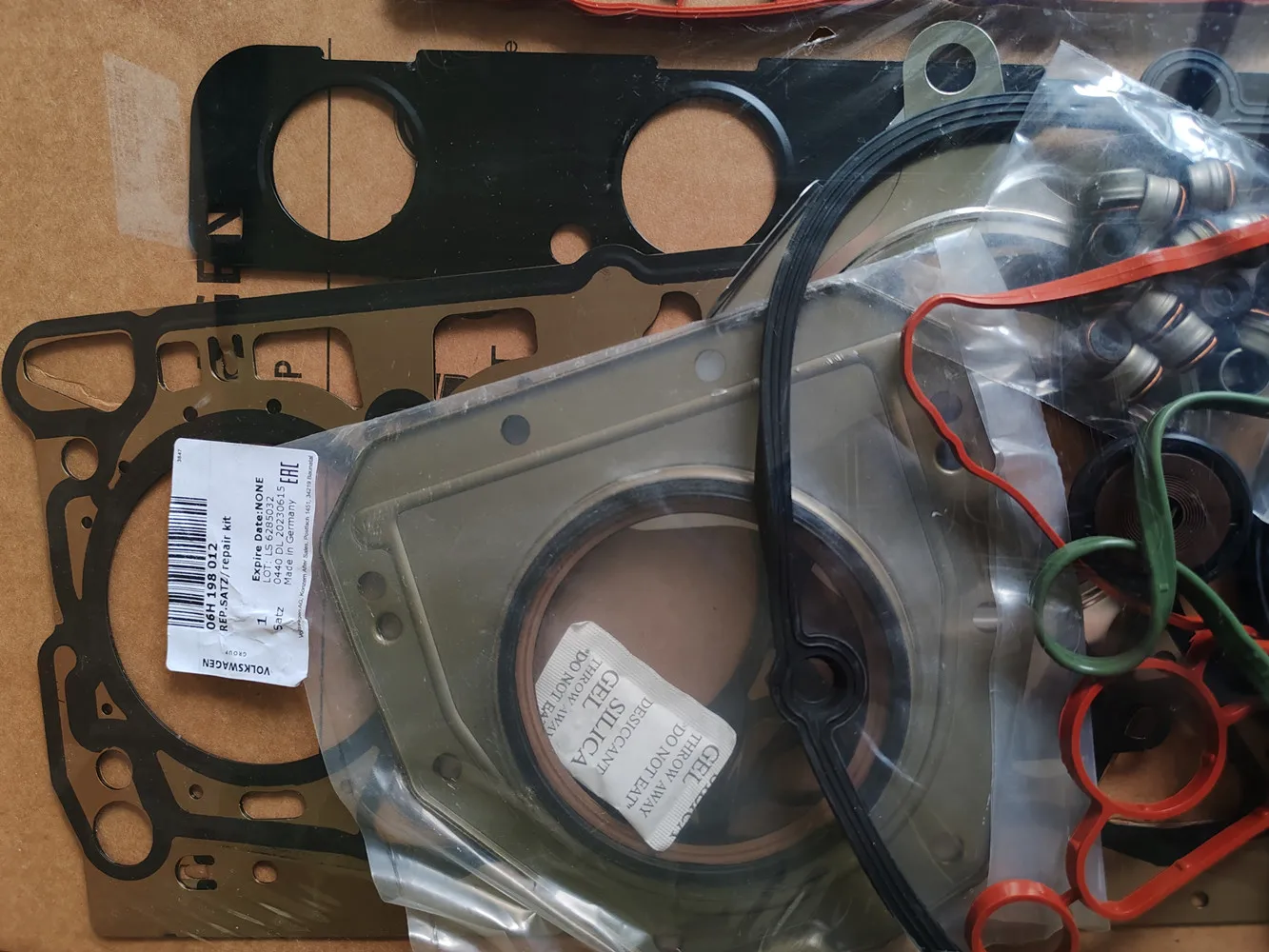 Оригинальный ремонтный комплект прокладок двигателя OEM 06J 103383 Д AD для AUDI A3 A4 2.0TFSI VW