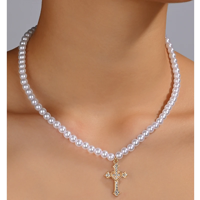 Ожерелье HI MAN с имитацией жемчуга и крестом из циркона
