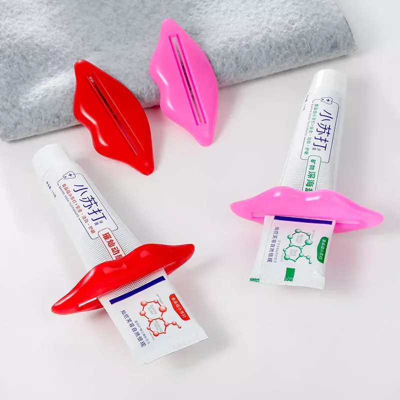 Sexy Lip Kiss Bathroom Tube Dispenser Toothpaste Cream Squeezer Easy Rolling Tube Squeezer Cosmetics Bottle Dispenser