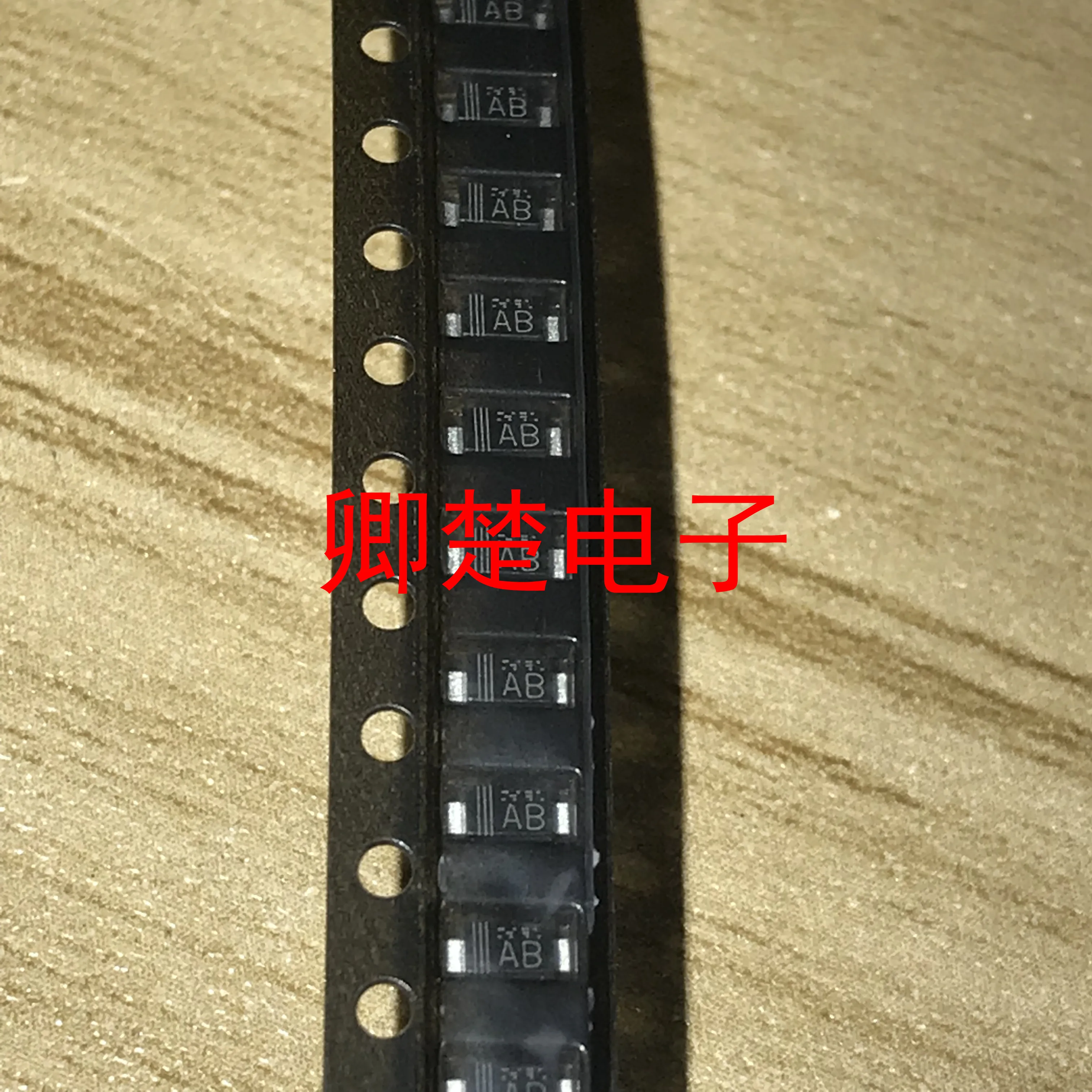 

30pcs original new KDZVTR2.0B AB SOD123FL