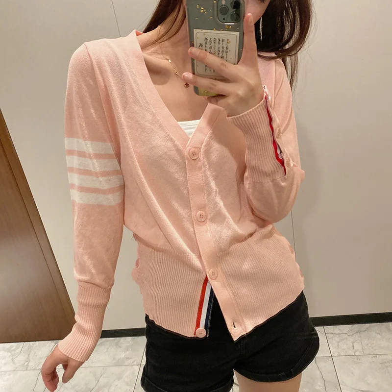 

High Quality TB Age Reduction Pink V-neck Ice Silk Sunscreen Thin Air Conditioning Shirt Slim Slim Knitted Cardigan Jacket Women