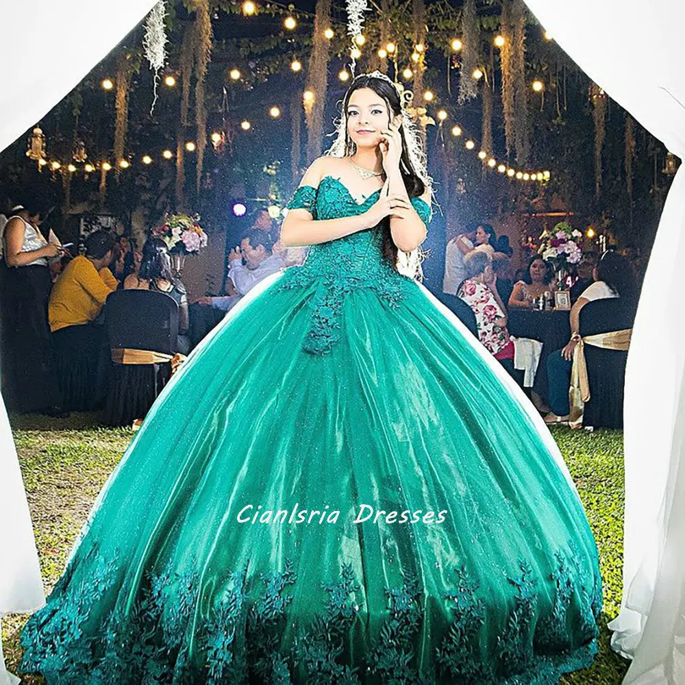 

Зеленое бальное платье с открытыми плечами и кристаллами, платье для девушек 15-16 лет, кружевное платье с цветочной аппликацией и коротким рукавом