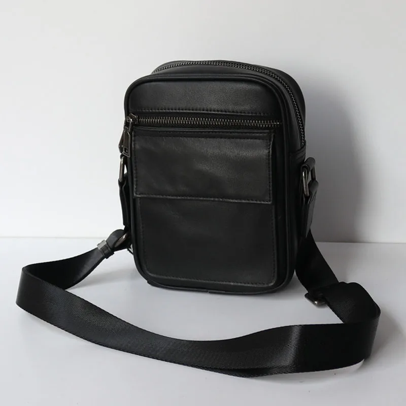 

AETOO Black leather vertical youth diagonal span bag men's business leisure oblique shoulder baotou layer cowhide solid color f
