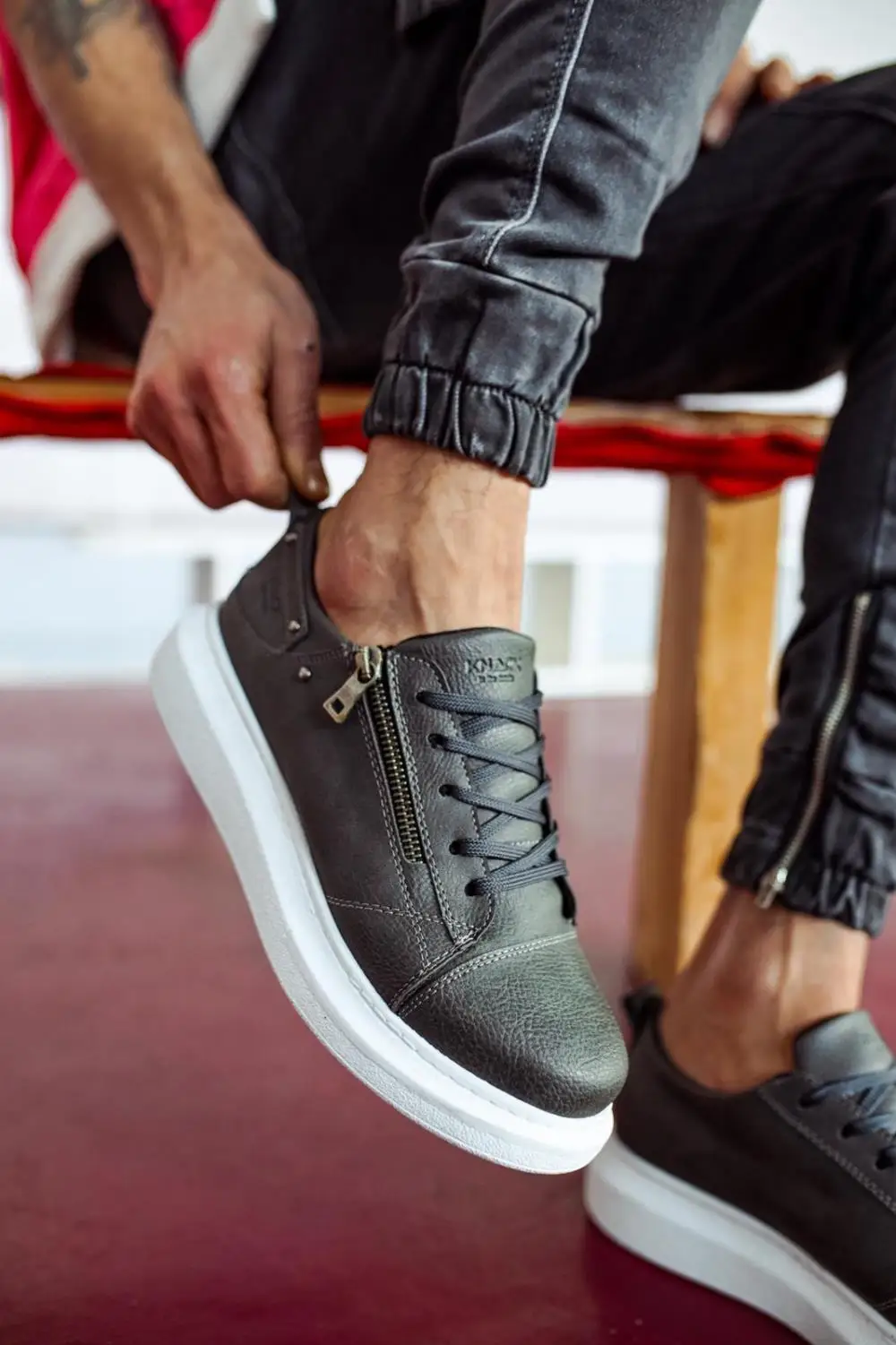 

Кроссовки женские ортопедические на платформе, из дышащей кожи, на плоской подошве