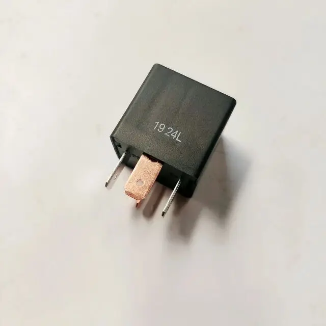 3735907 Оригинальное реле стартера U1010 для JAC Rein Refine M3 M4 S5 IEV iEV5 Tongyue J3 Heyue J6 RS Binyue Yueyue J2