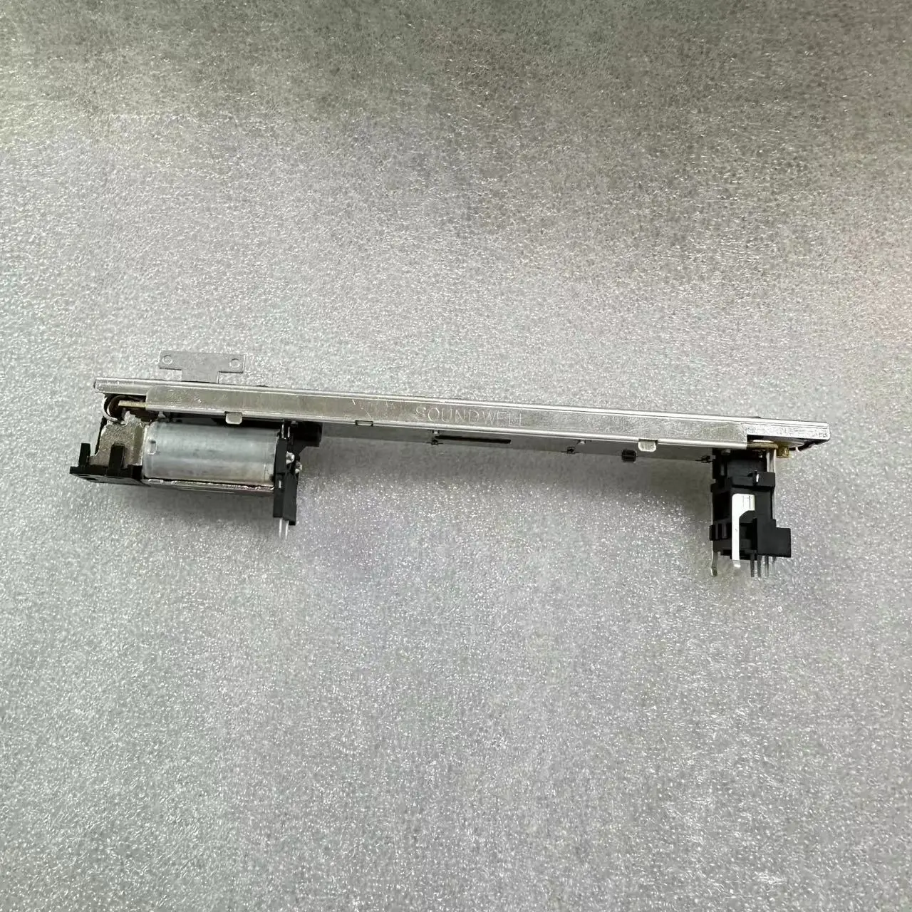 

10 шт., Электрический фейдер RSA0N11M9A0J для Yamaha LS9 M7CL DM1000 DM200