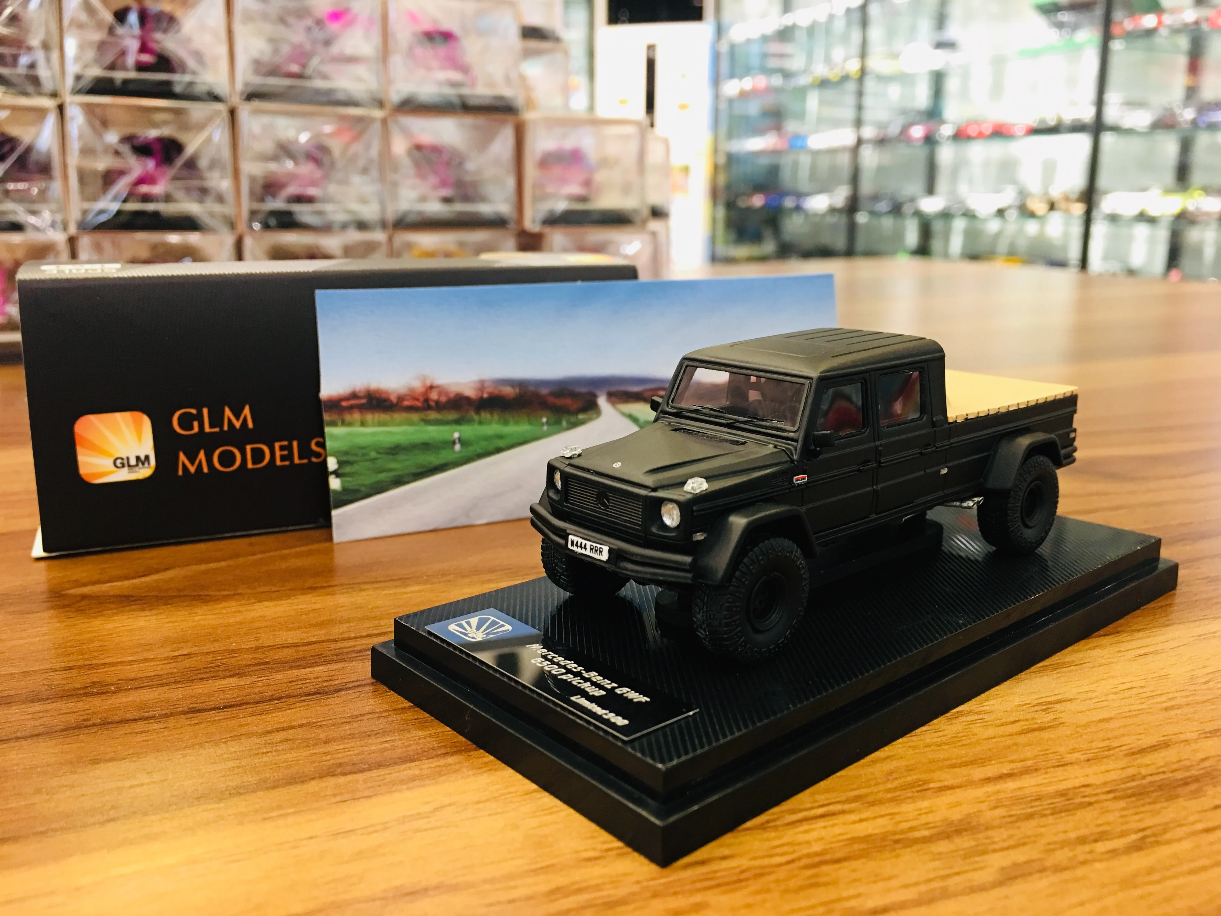 

GLM resin car model 1:64 Mercedes-Benz G500 pickup Pick off-road SUV big G limited edition car model decoration gift
