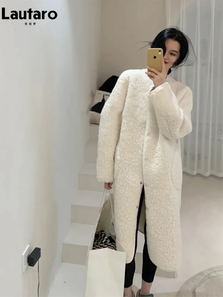 

Lautaro Autumn Winter Long Oversized White Black Warm Faux Lamb Fur Coat Women Raglan Sleeve Loose Casual Korean Fashion 2022