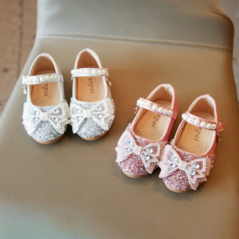 

Children Girls Casual Cute Princess Style Retro Simple Rhinestone Pearl Bowknot Soft Sole Sandals Dance Shoes For Baby