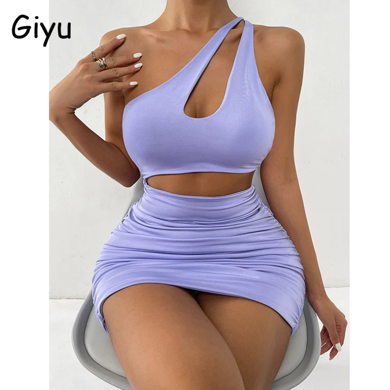 Женское летнее облегающее мини-платье с открытой спиной и рюшами