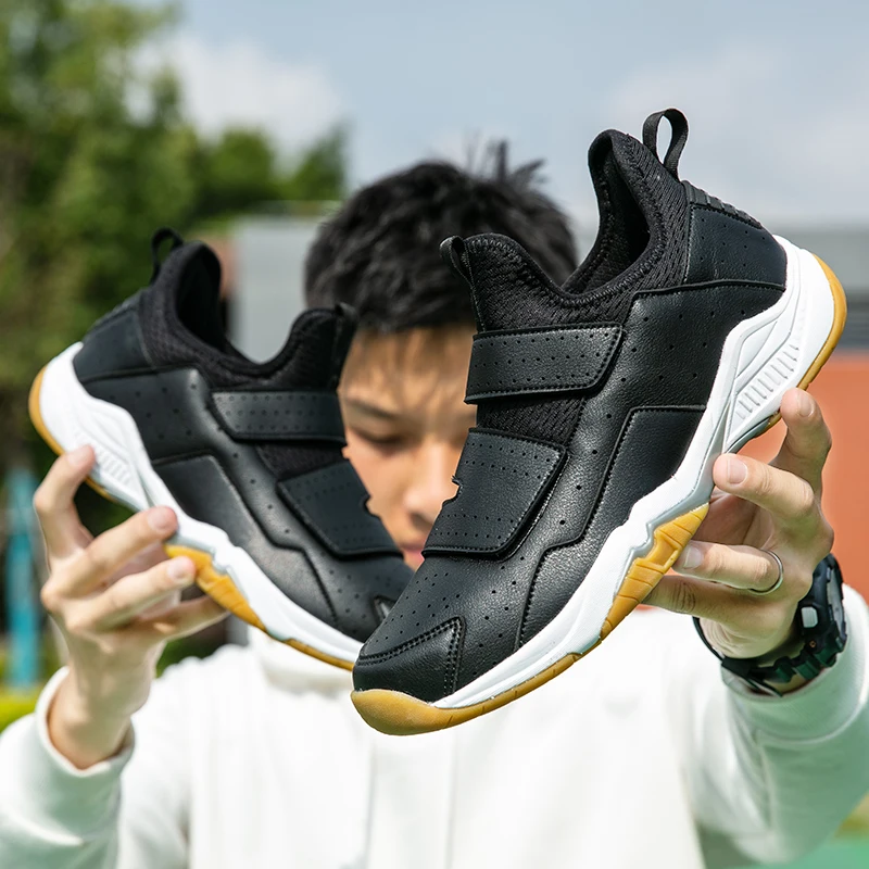 New Lightweight Breathable Men's Sports Shoes Professional Badminton Shoes Velcro Non-slip Badminton Training Shoes Size 36-46